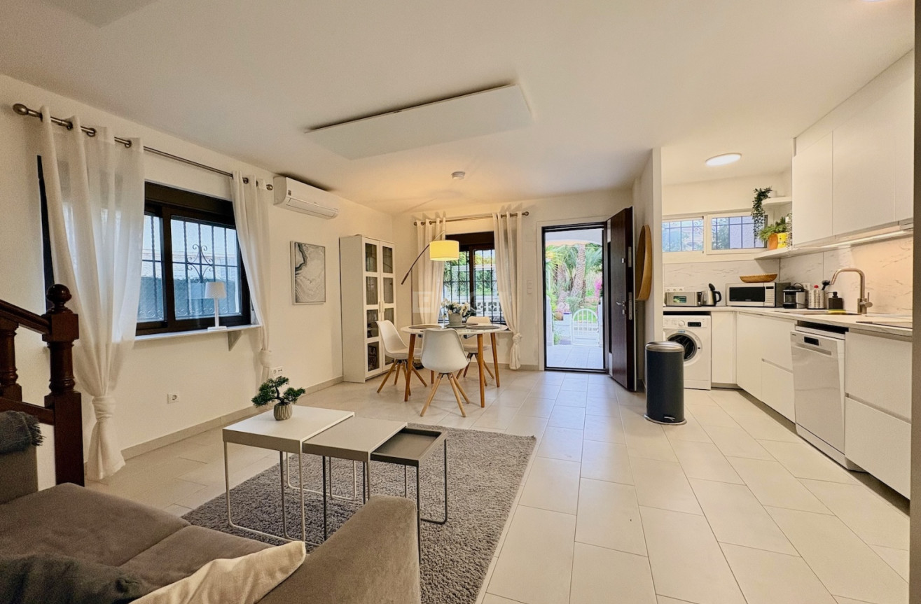 Resale - Townhouse - Orihuela Costa - Costa Blanca