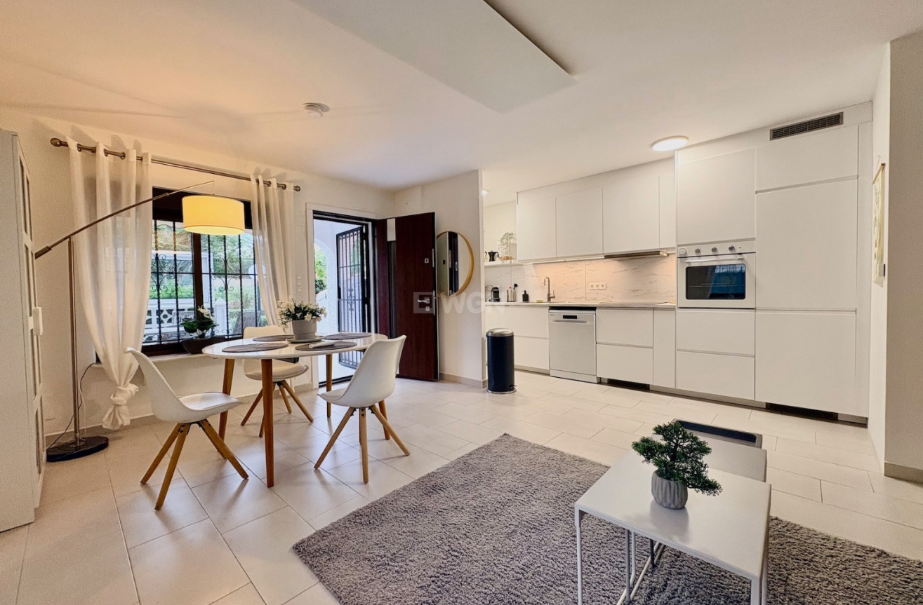 Resale - Townhouse - Orihuela Costa - Costa Blanca