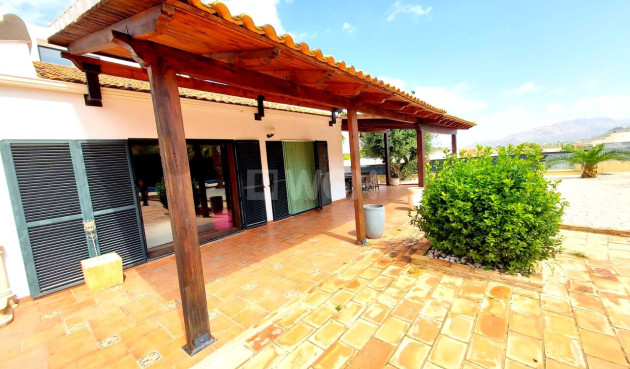 Resale - Villa - Murcia - Inland