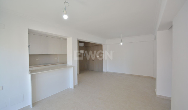 Odsprzedaż - Mieszkanie w bloku - Torrevieja - Costa Blanca