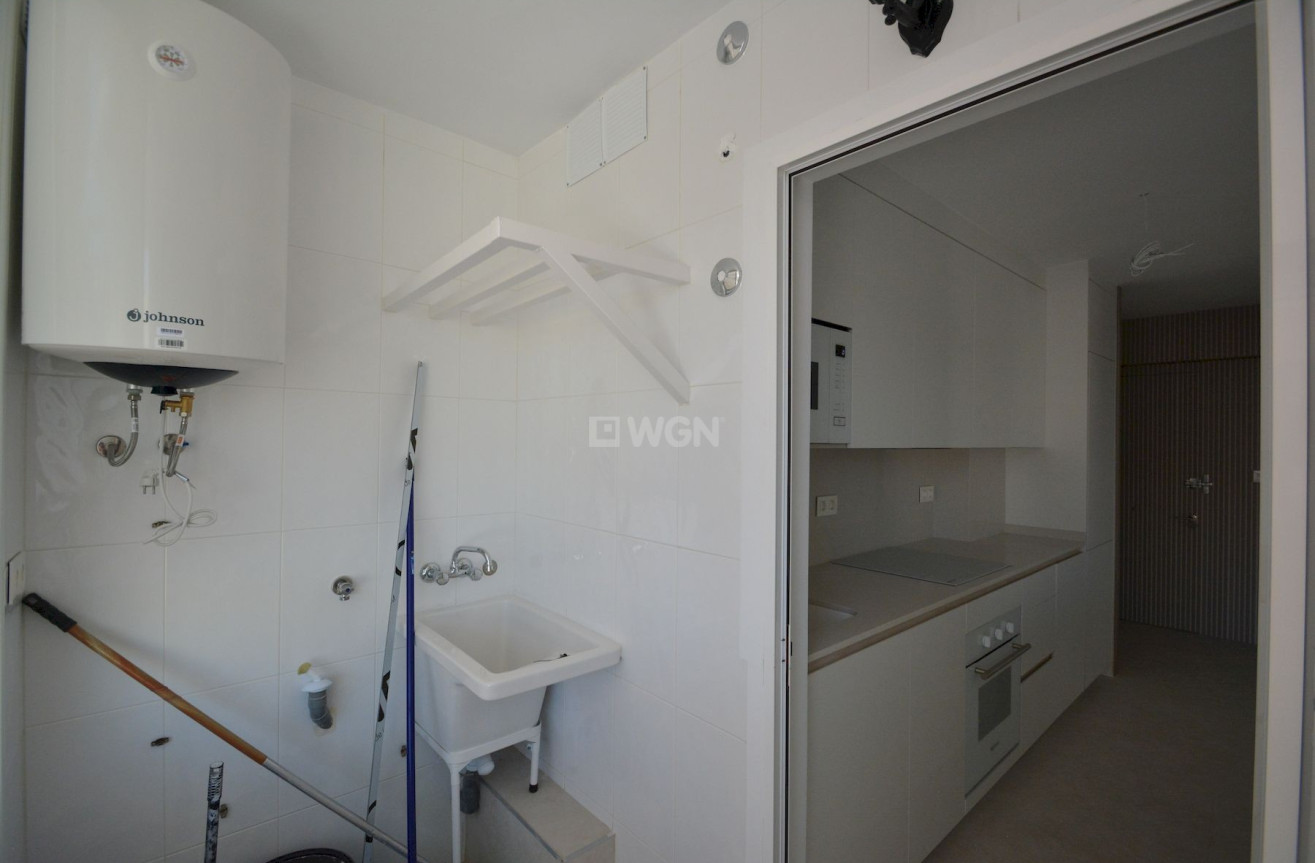 Odsprzedaż - Mieszkanie w bloku - Torrevieja - Costa Blanca