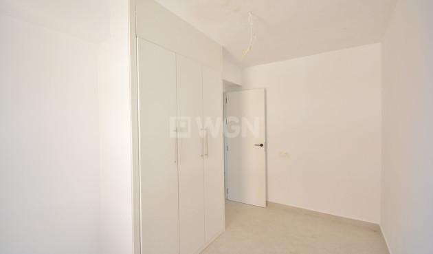 Odsprzedaż - Mieszkanie w bloku - Torrevieja - Costa Blanca