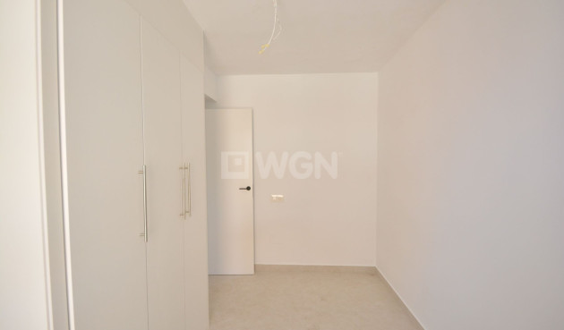 Odsprzedaż - Mieszkanie w bloku - Torrevieja - Costa Blanca