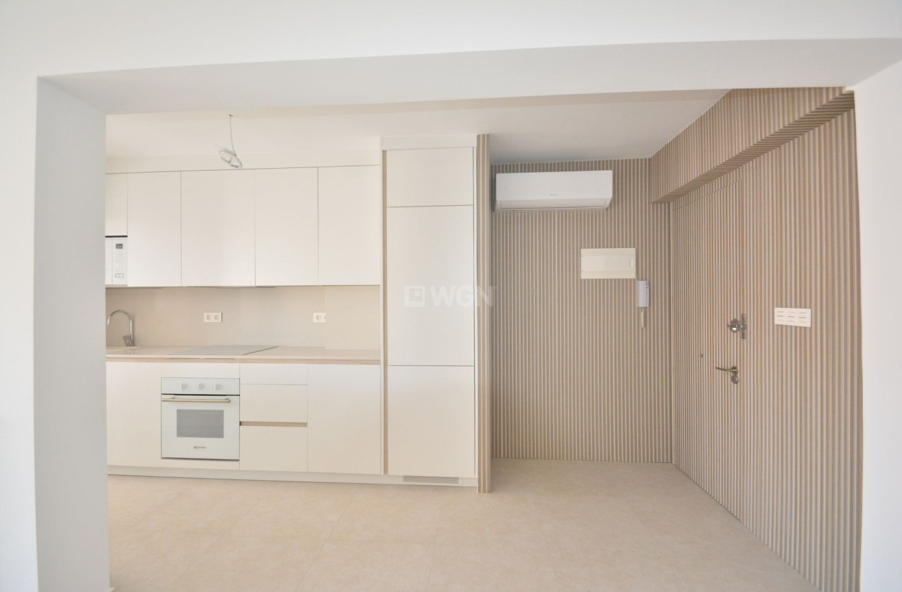 Odsprzedaż - Mieszkanie w bloku - Torrevieja - Costa Blanca