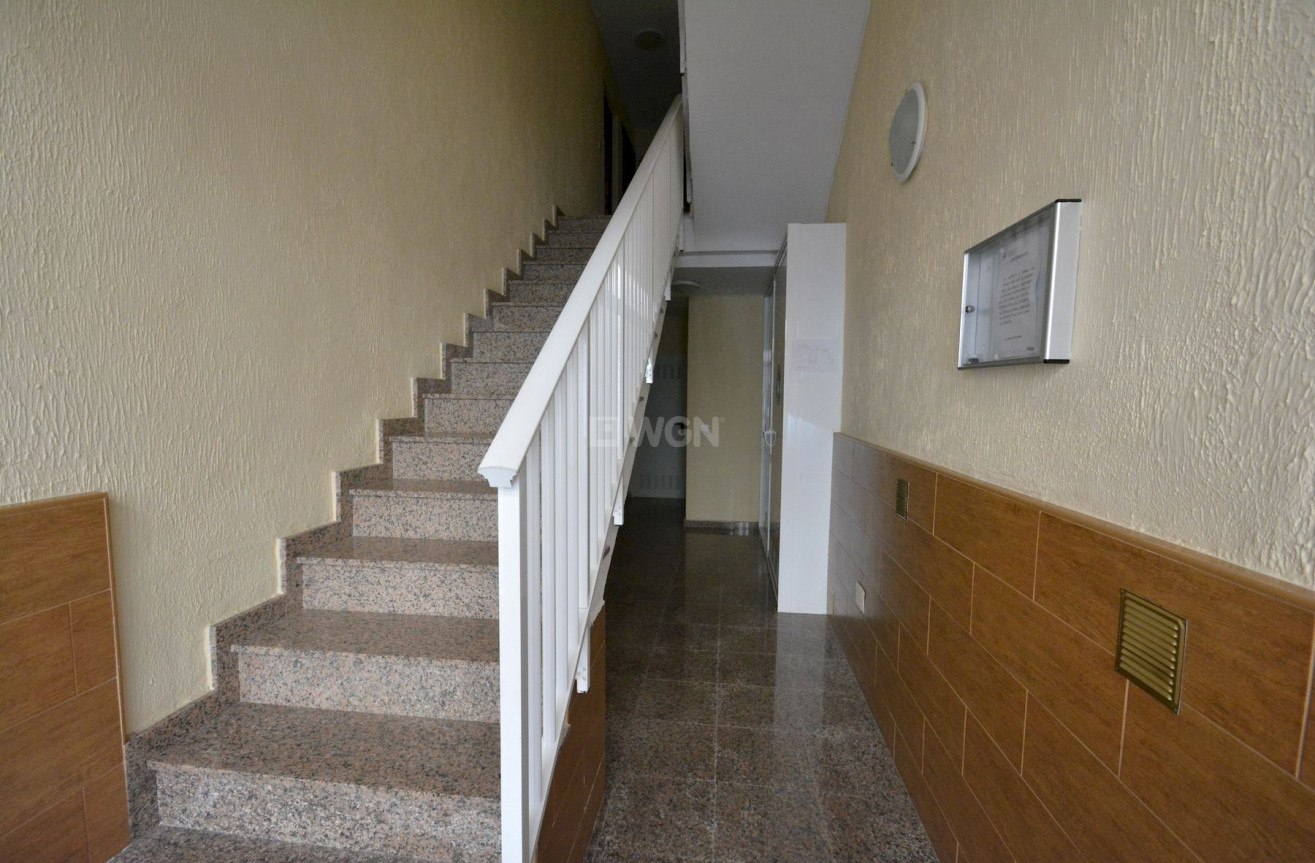 Odsprzedaż - Mieszkanie w bloku - Torrevieja - Costa Blanca