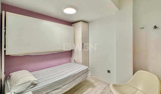 Resale - Apartment / flat - Torrevieja - Estacion De Autobuses