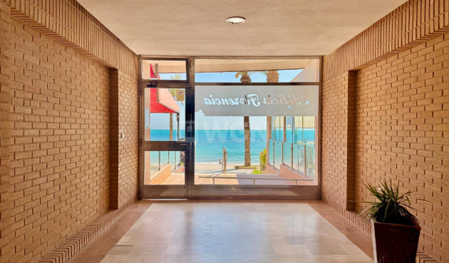 Resale - Apartment / flat - Torrevieja - Estacion De Autobuses