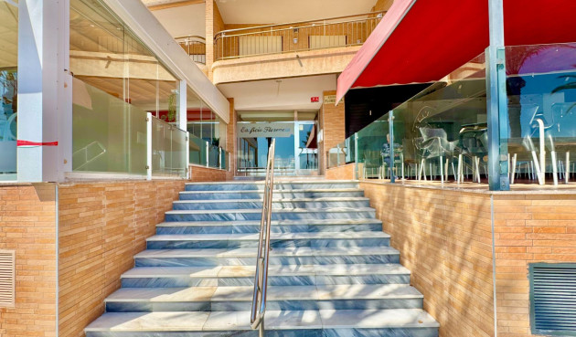 Resale - Apartment / flat - Torrevieja - Estacion De Autobuses