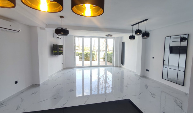 Odsprzedaż - Mieszkanie w bloku - Hacienda Riquelme Golf Resort - Inland