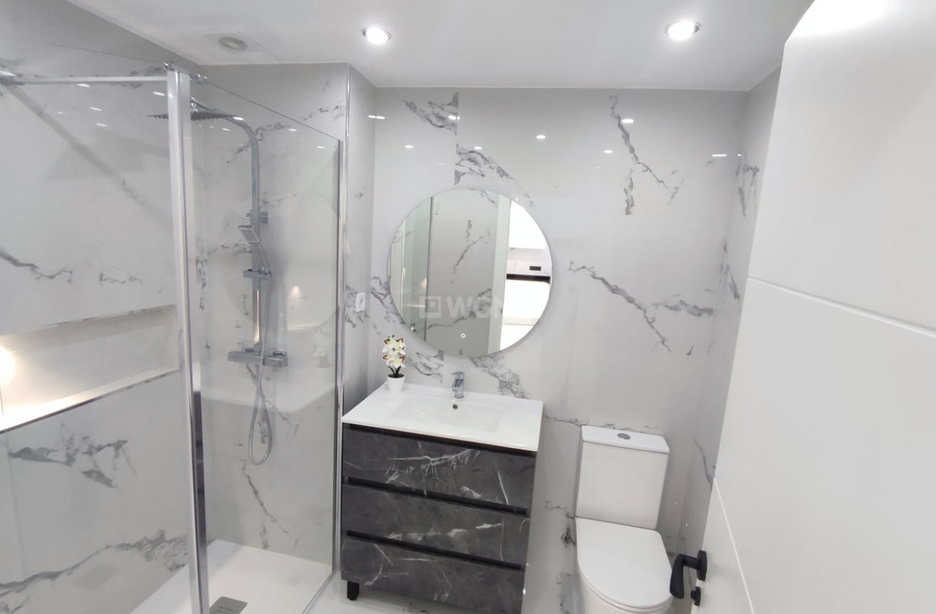 Odsprzedaż - Mieszkanie w bloku - Hacienda Riquelme Golf Resort - Inland