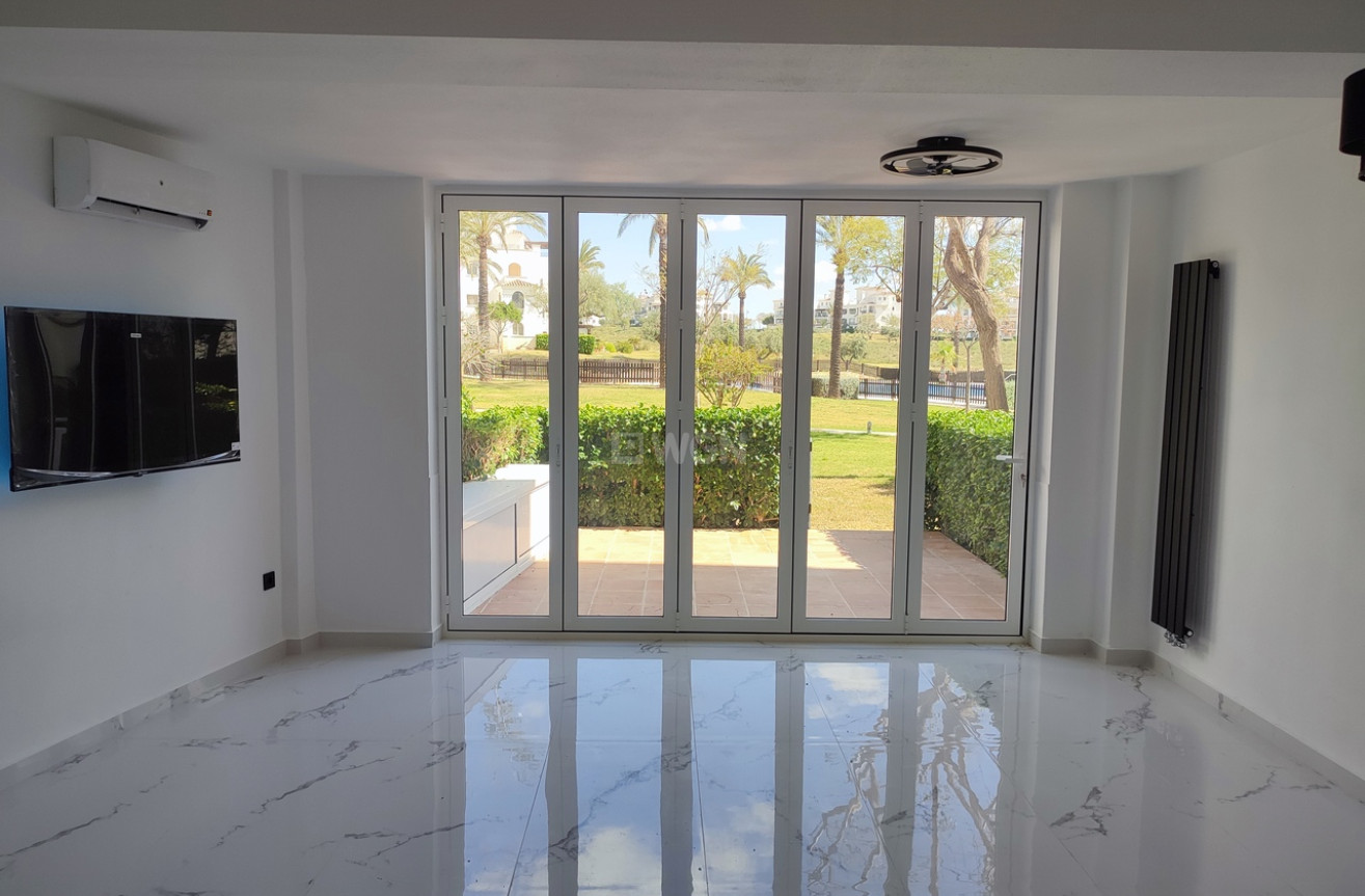 Odsprzedaż - Mieszkanie w bloku - Hacienda Riquelme Golf Resort - Inland