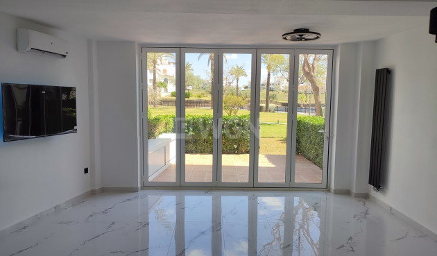 Odsprzedaż - Mieszkanie w bloku - Hacienda Riquelme Golf Resort - Inland