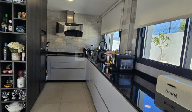 Resale - Villa - Vinuela - Inland