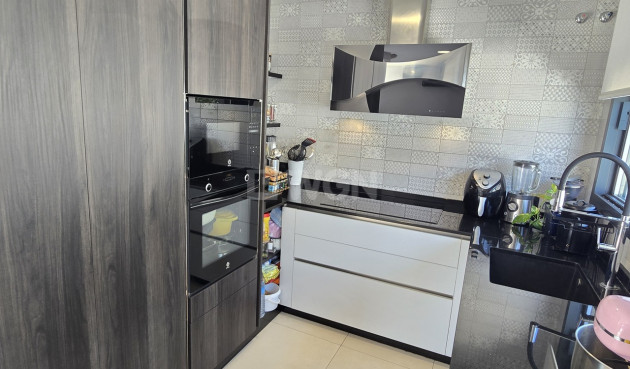 Resale - Villa - Vinuela - Inland