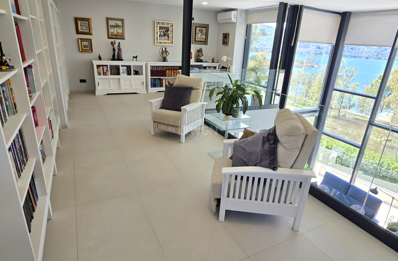 Resale - Villa - Vinuela - Inland