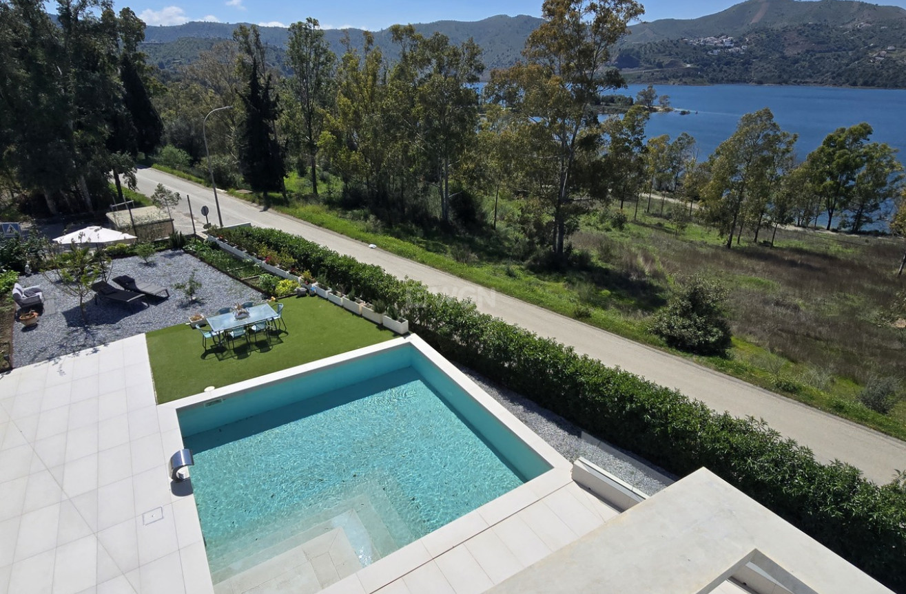 Resale - Villa - Vinuela - Inland