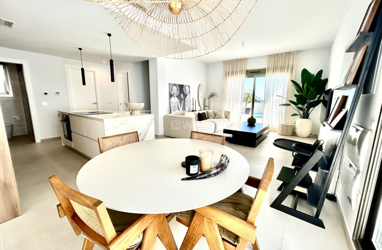 Resale - Villa - San Miguel de Salinas - Inland