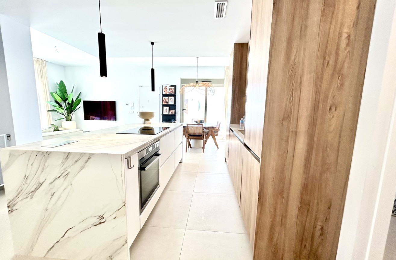 Resale - Villa - San Miguel de Salinas - Inland