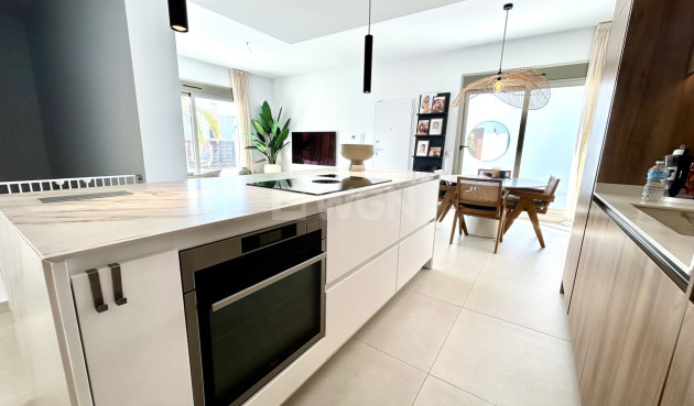 Resale - Villa - San Miguel de Salinas - Inland