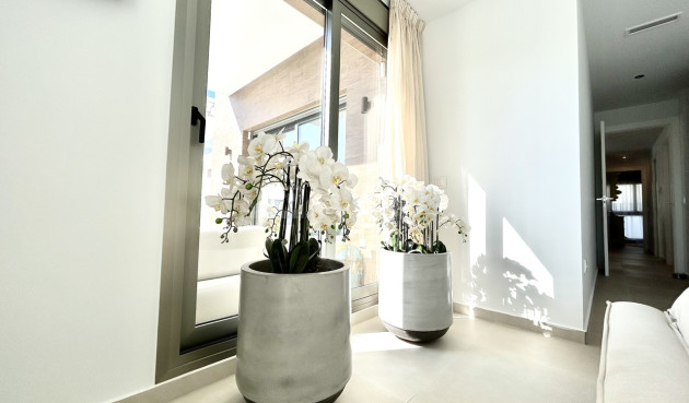 Resale - Villa - San Miguel de Salinas - Inland