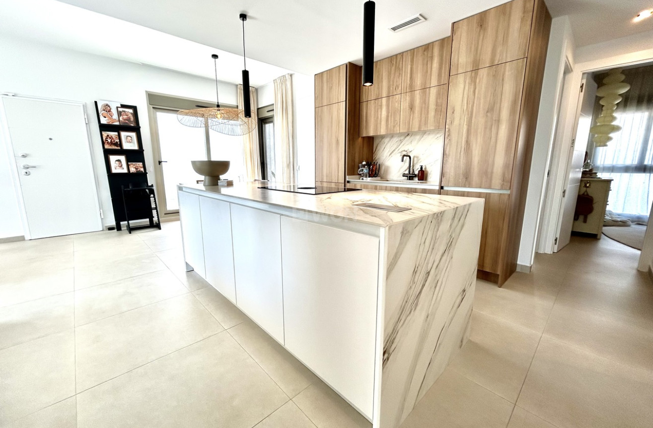 Resale - Villa - San Miguel de Salinas - Inland