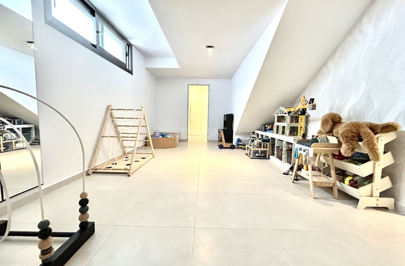 Resale - Villa - San Miguel de Salinas - Inland