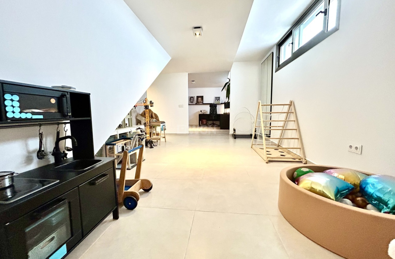 Resale - Villa - San Miguel de Salinas - Inland