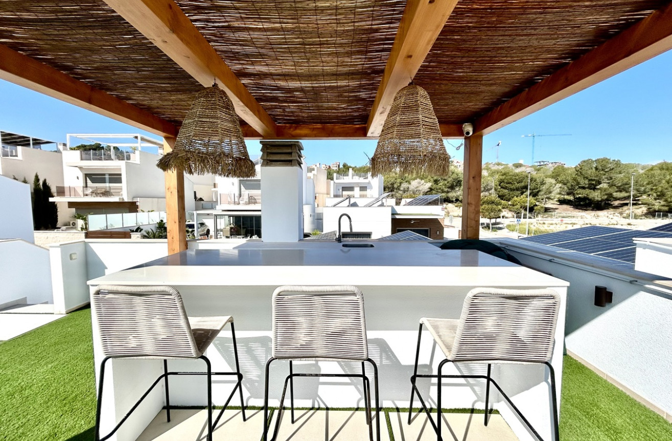 Resale - Villa - San Miguel de Salinas - Inland