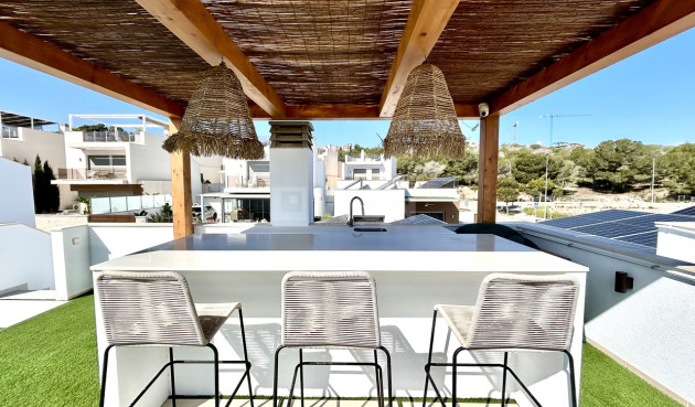 Resale - Villa - San Miguel de Salinas - Inland