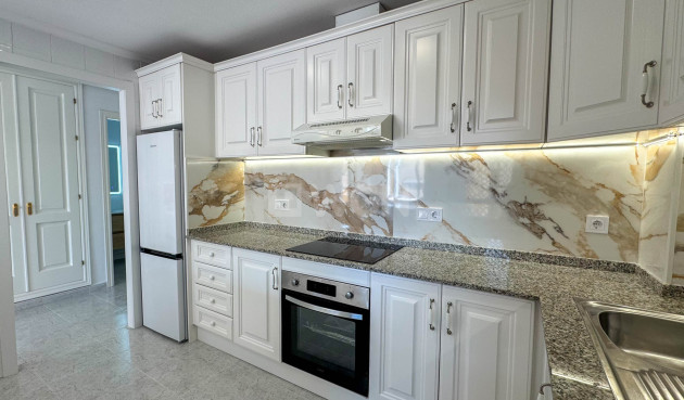 Resale - Apartment / flat - Orihuela Costa - Costa Blanca