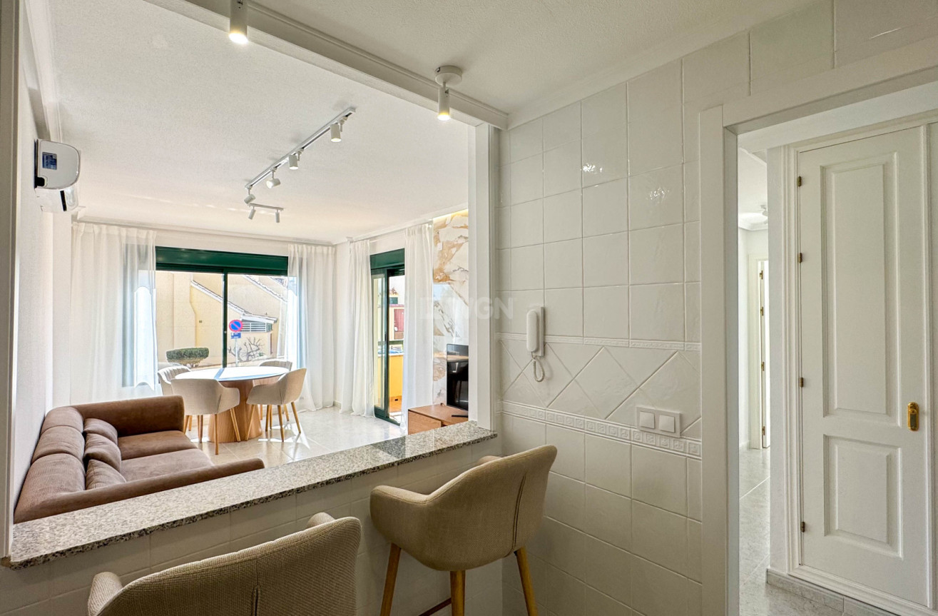 Resale - Apartment / flat - Orihuela Costa - Costa Blanca