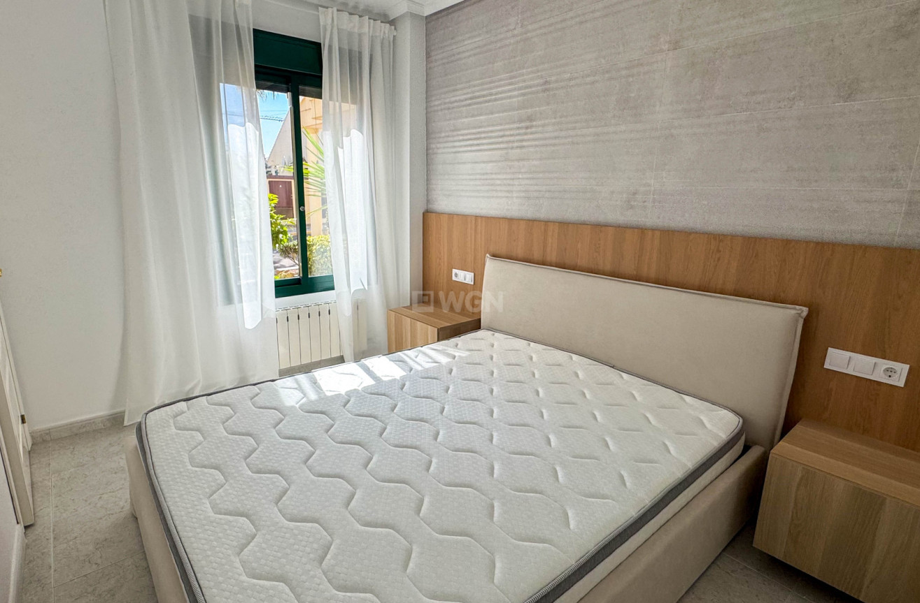 Resale - Apartment / flat - Orihuela Costa - Costa Blanca