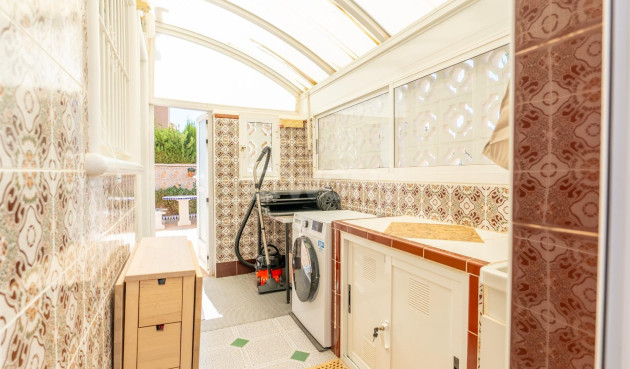 Resale - Villa - Torrevieja - Los Balcones - Los Altos del Edén