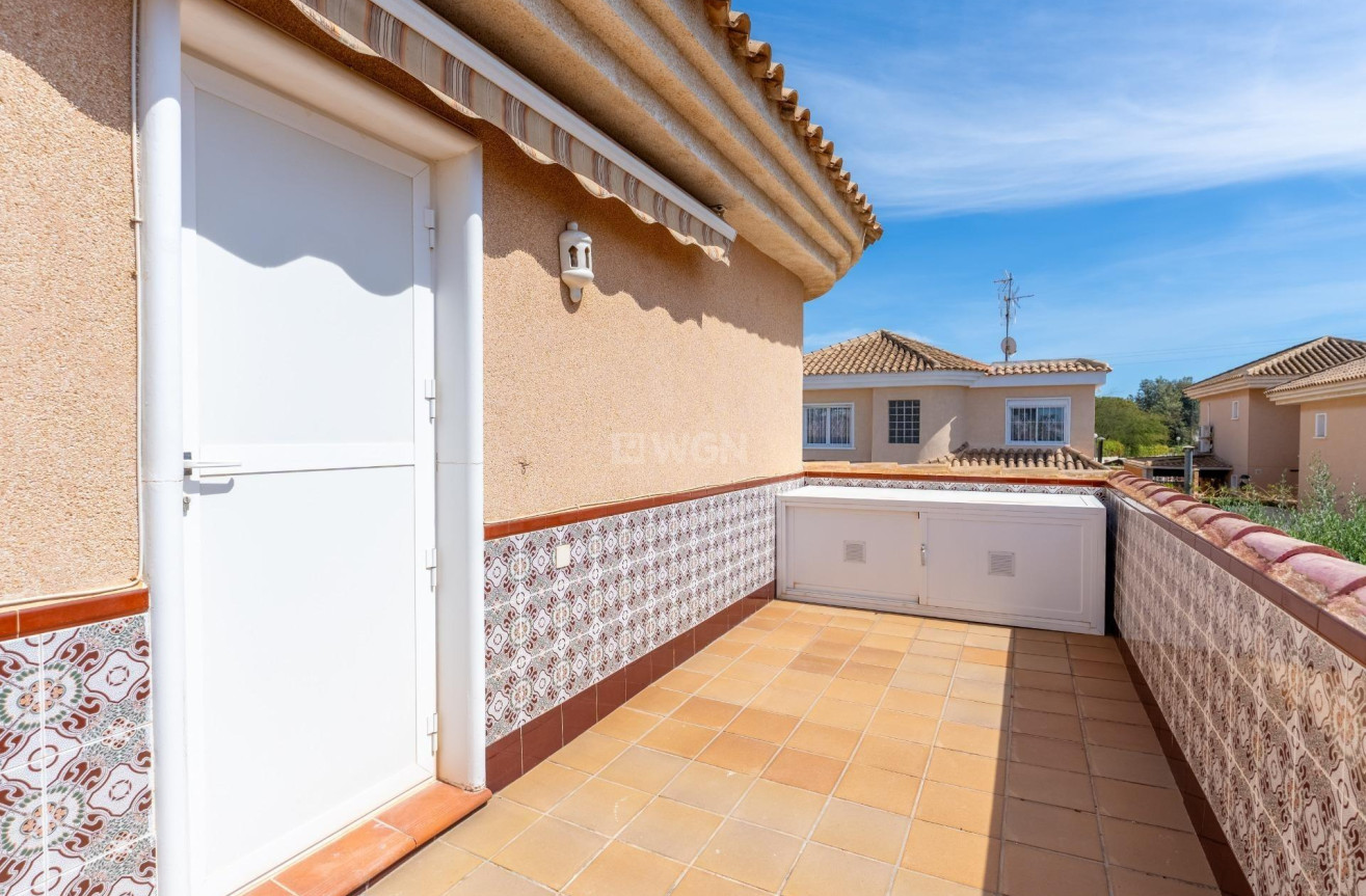 Resale - Villa - Torrevieja - Los Balcones - Los Altos del Edén