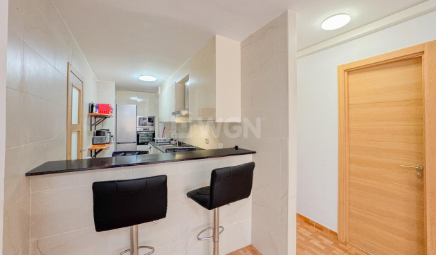 Resale - Apartment / flat - Torrevieja - La Mata Pueblo