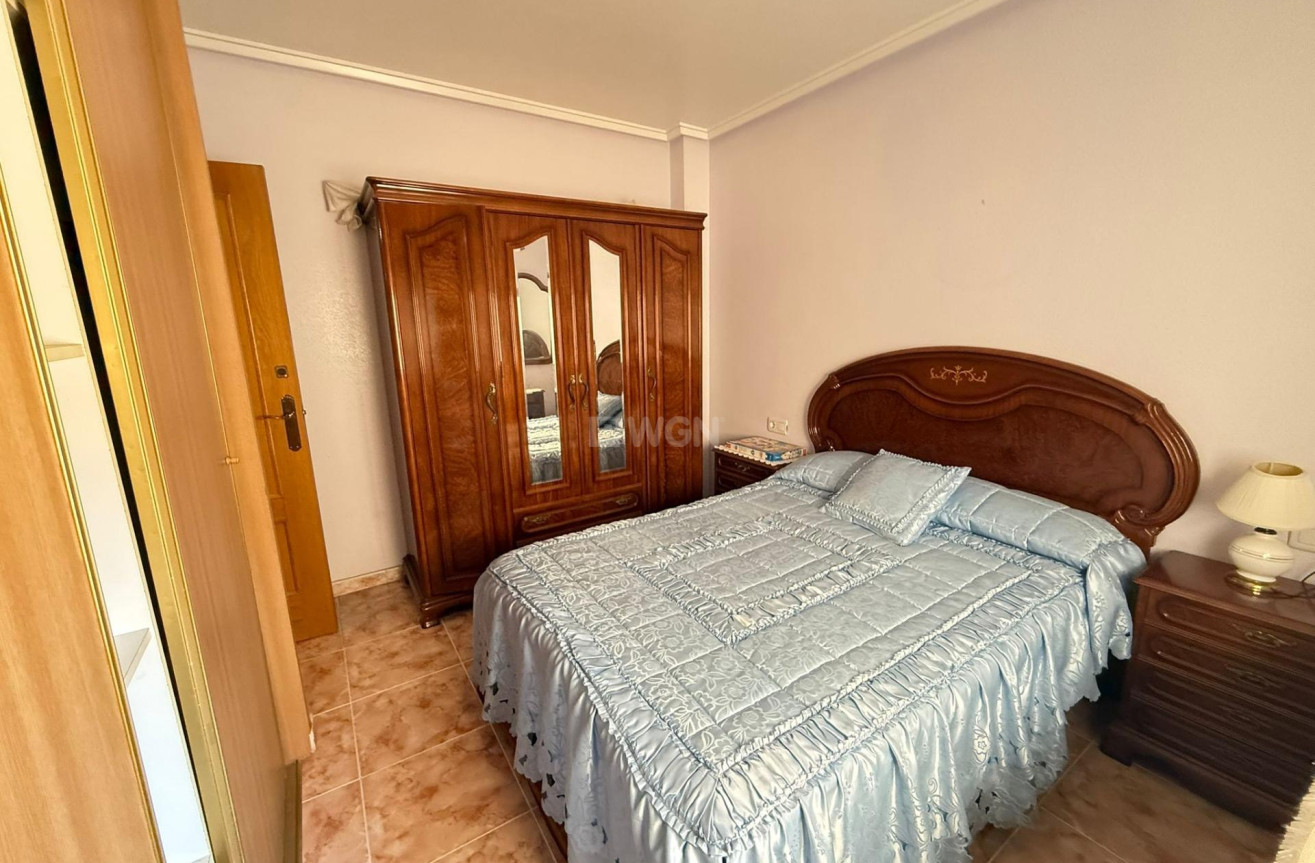 Resale - Apartment / flat - Torrevieja - Playa del Cura