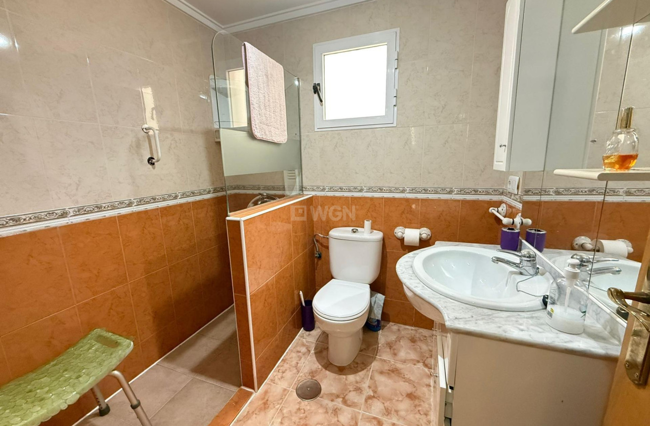 Resale - Apartment / flat - Torrevieja - Playa del Cura