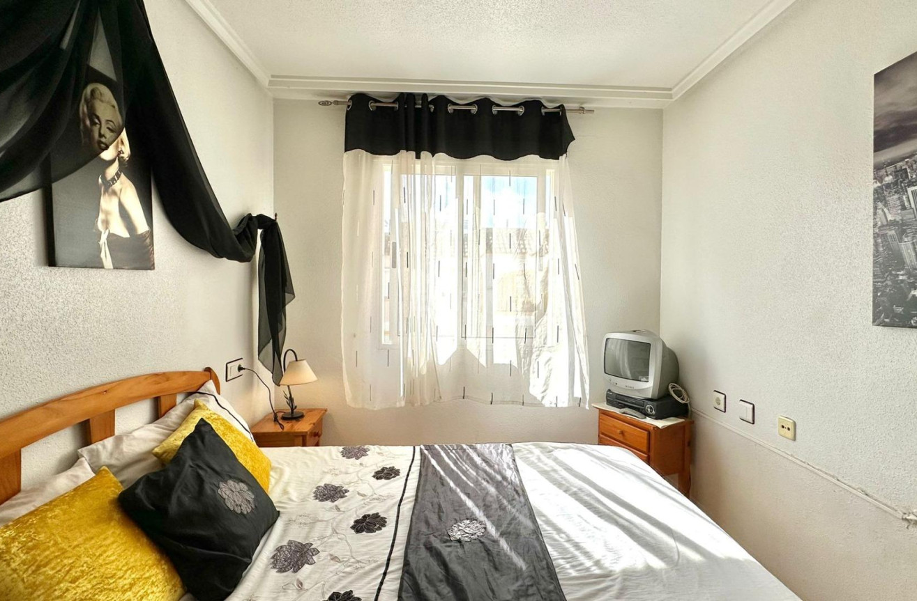 Resale - Bungalow - Torrevieja - El Limonar