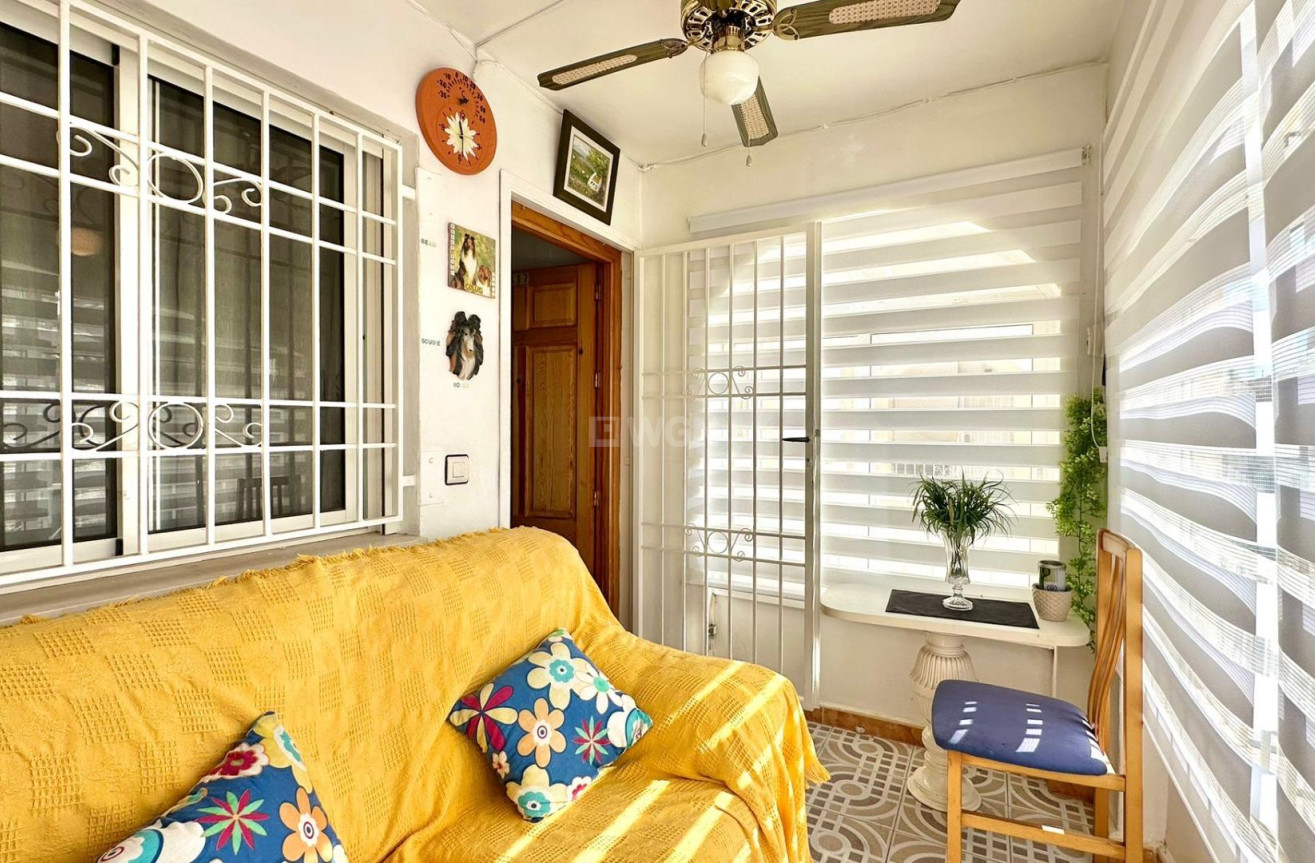 Resale - Bungalow - Torrevieja - El Limonar