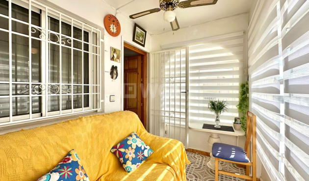 Resale - Bungalow - Torrevieja - El Limonar