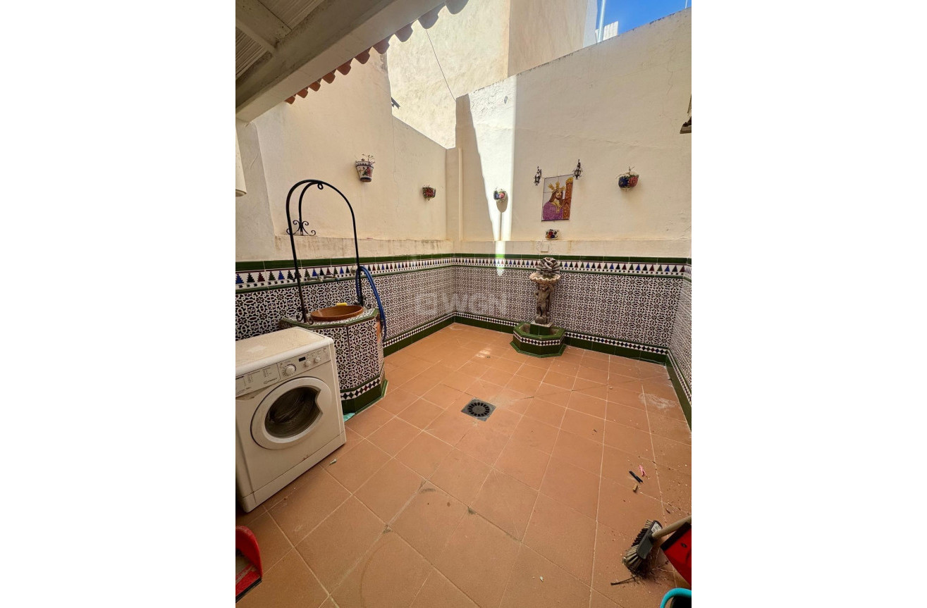 Resale - Apartment / flat - Torrevieja - Centro