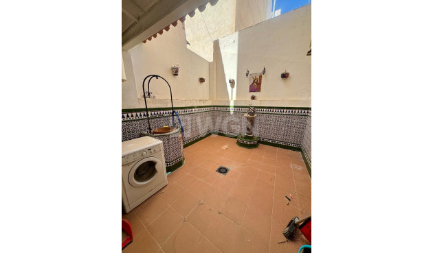 Resale - Apartment / flat - Torrevieja - Centro