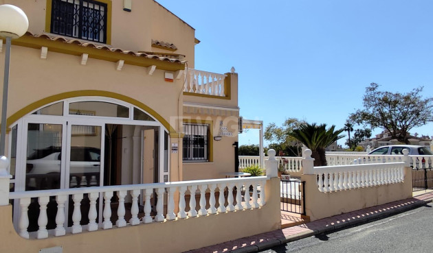 Resale - Bungalow - Orihuela - Urbanización Perla Del Mar
