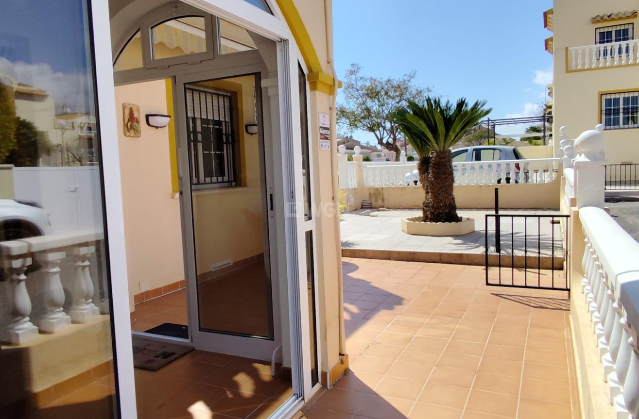 Resale - Bungalow - Orihuela - Urbanización Perla Del Mar