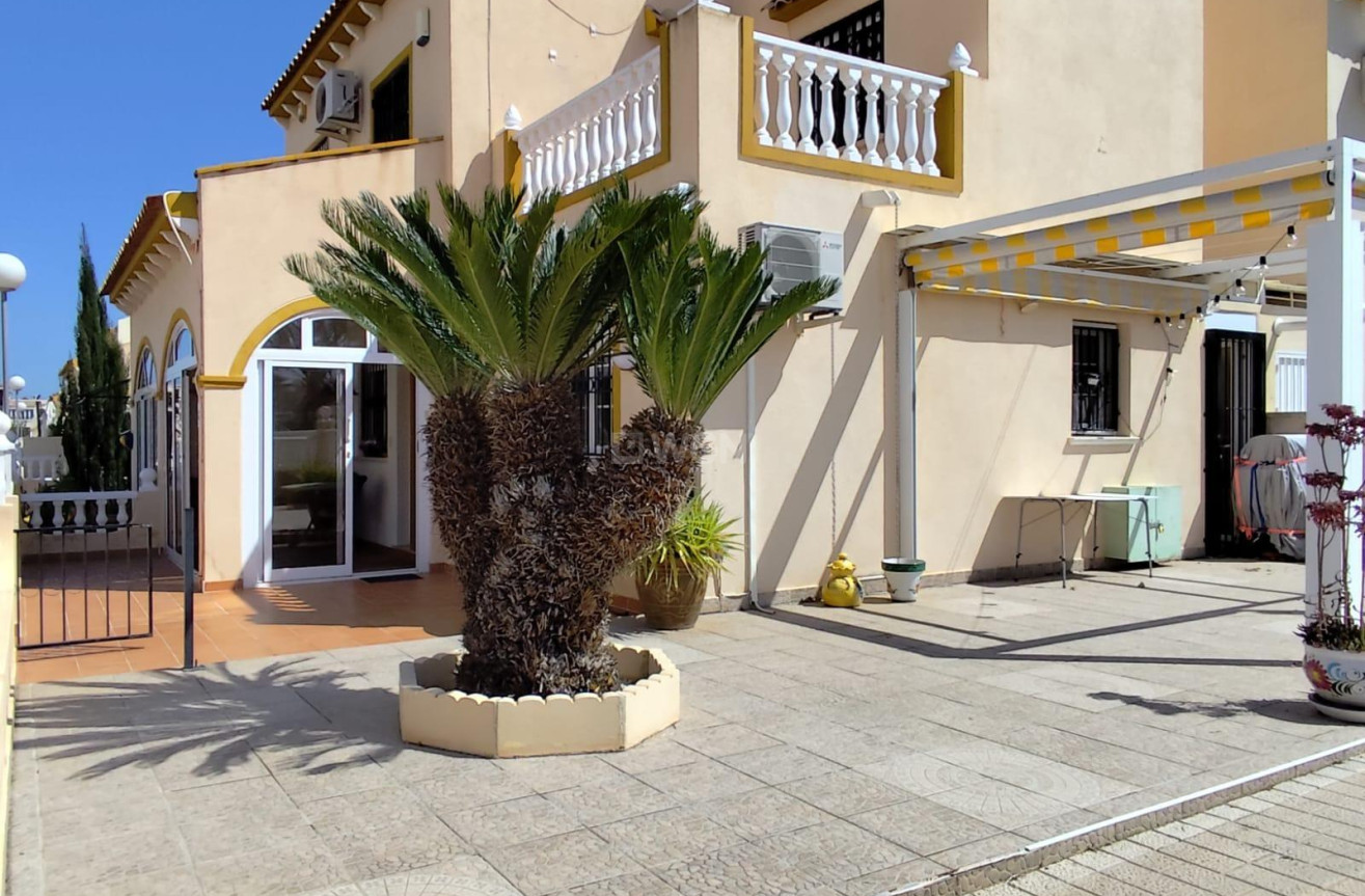Resale - Bungalow - Orihuela - Urbanización Perla Del Mar