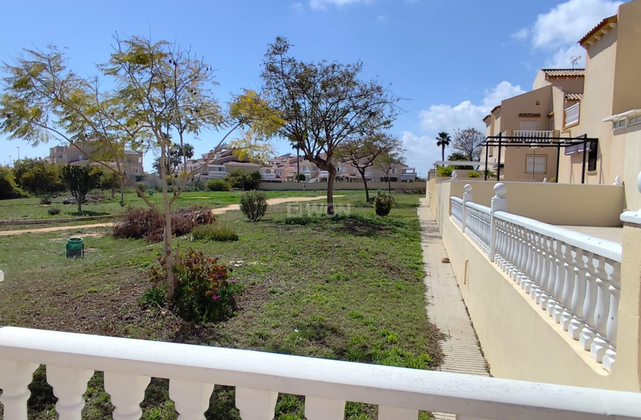 Resale - Bungalow - Orihuela - Urbanización Perla Del Mar