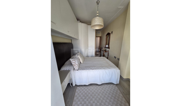 Reventa - Apartamento / piso - Torrevieja - Costa Blanca