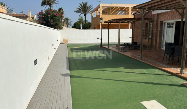 Resale - Villa - La Manga del Mar Menor - Costa Calida