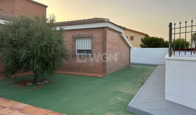 Resale - Villa - La Manga del Mar Menor - Costa Calida
