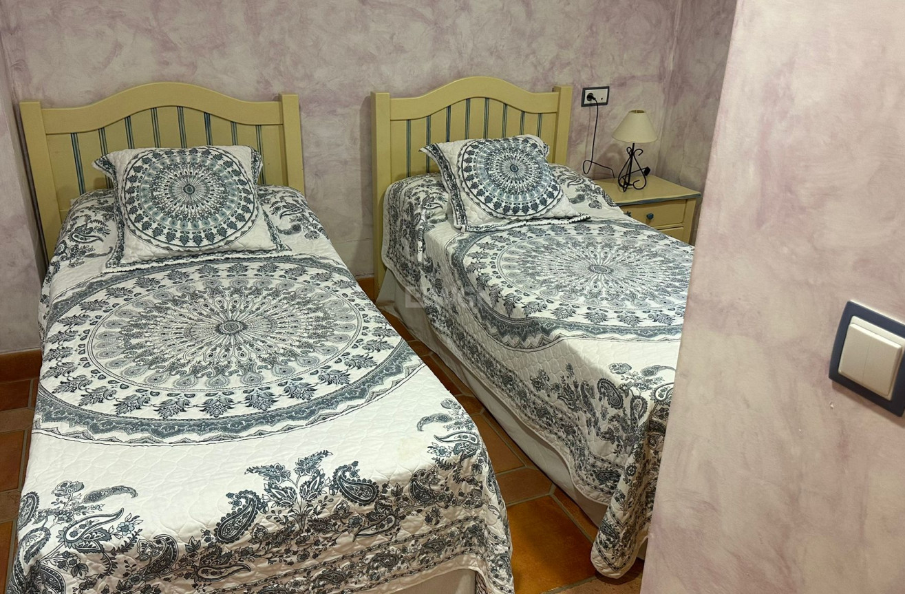 Resale - Villa - La Manga del Mar Menor - Costa Calida